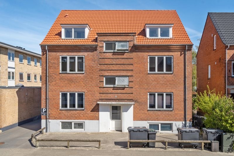Property image number 2