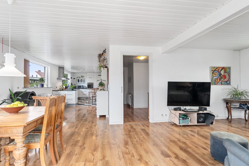 Property image number 3