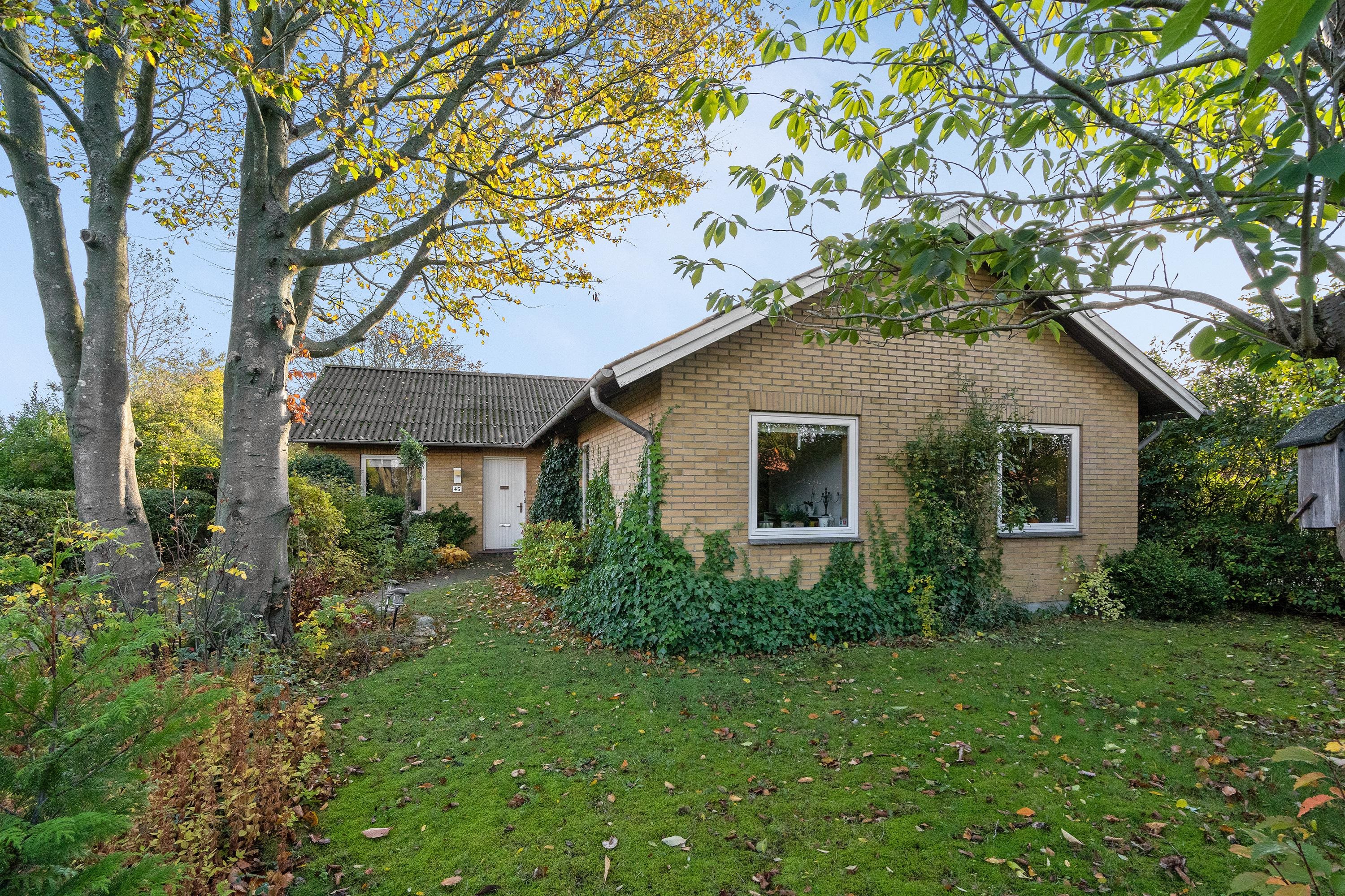 Villa 6715 Esbjerg N Enebærvej 45, Gjesing