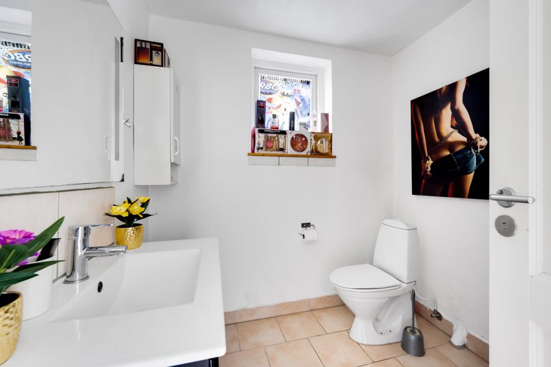 Property image number 8