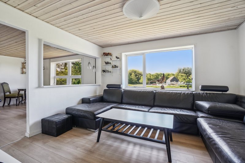 Property image number 8