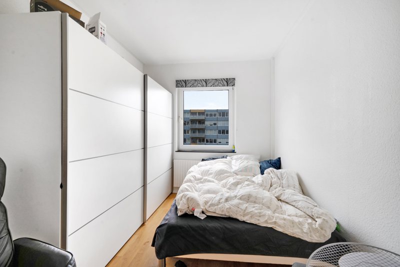 toggle-gallery-image