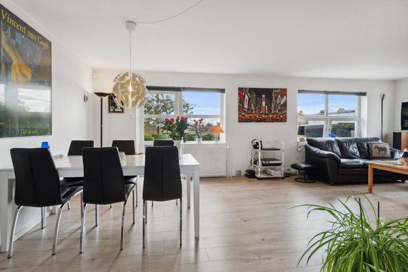 Property image number 9