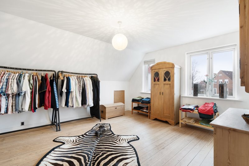 toggle-gallery-image