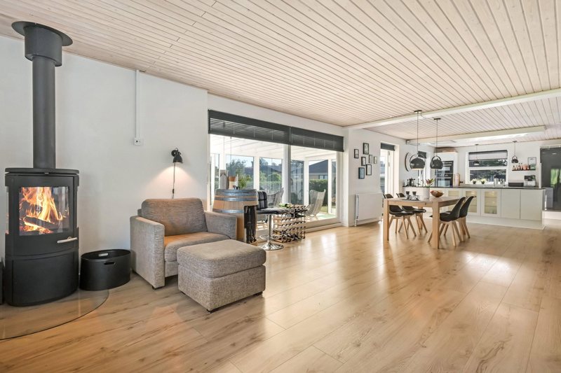 Property image number 8
