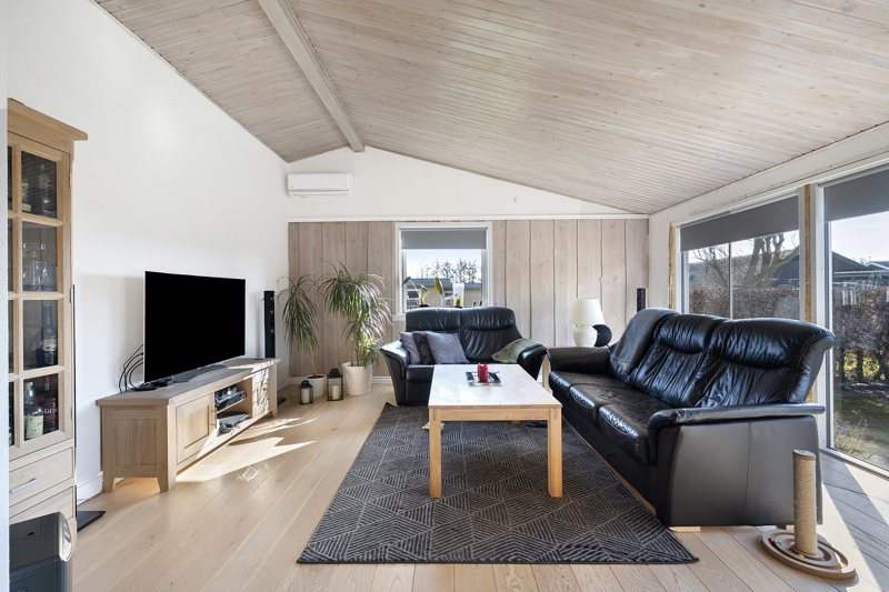 Property image number 8