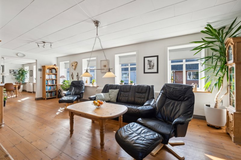 Property image number 3