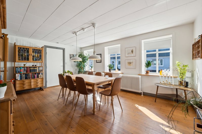 Property image number 8