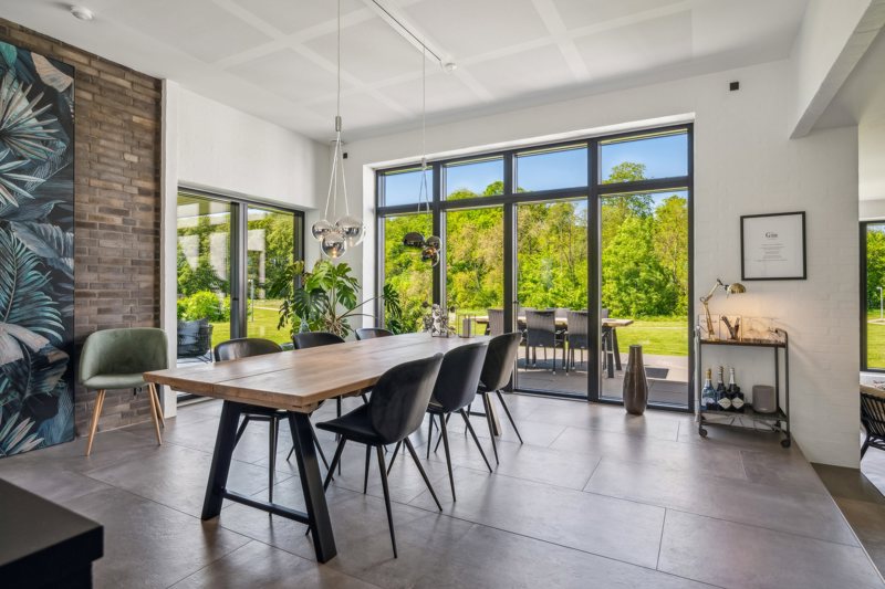 Property image number 2