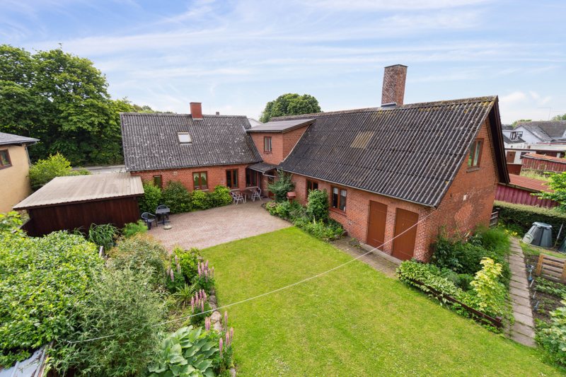 Property image number 2
