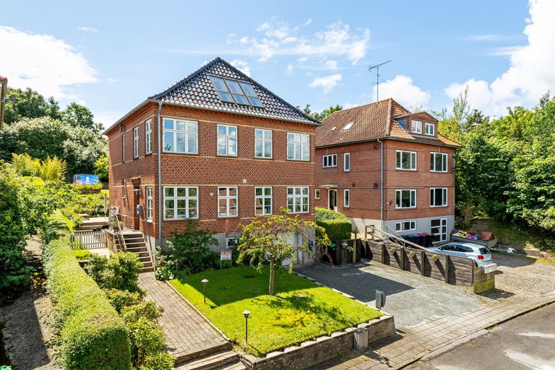 Property image number 1