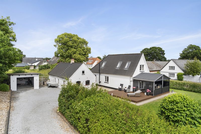 Property image number 2