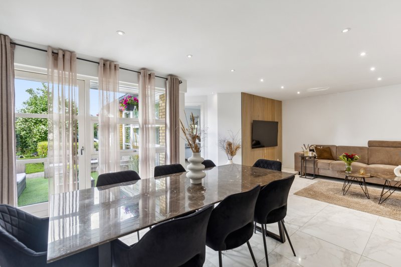 Property image number 3