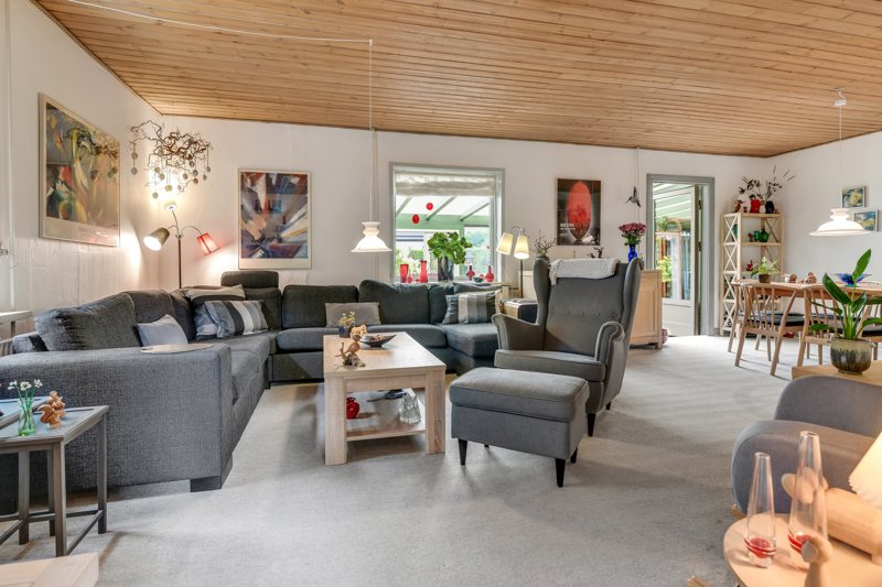 Property image number 2