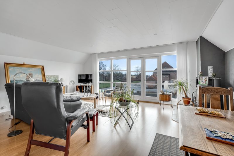 Property image number 3