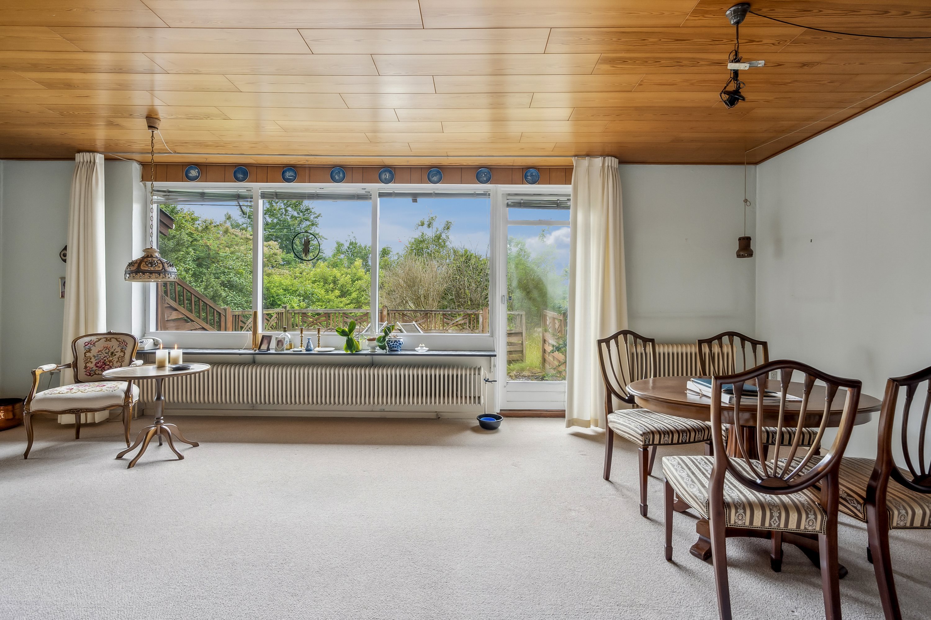 Villa med stor beboelse og kælder med integreret garage. - Visning 6