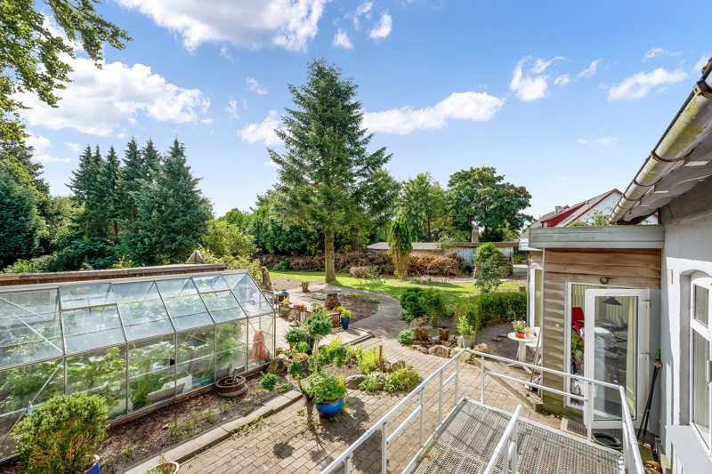 Property image number 2