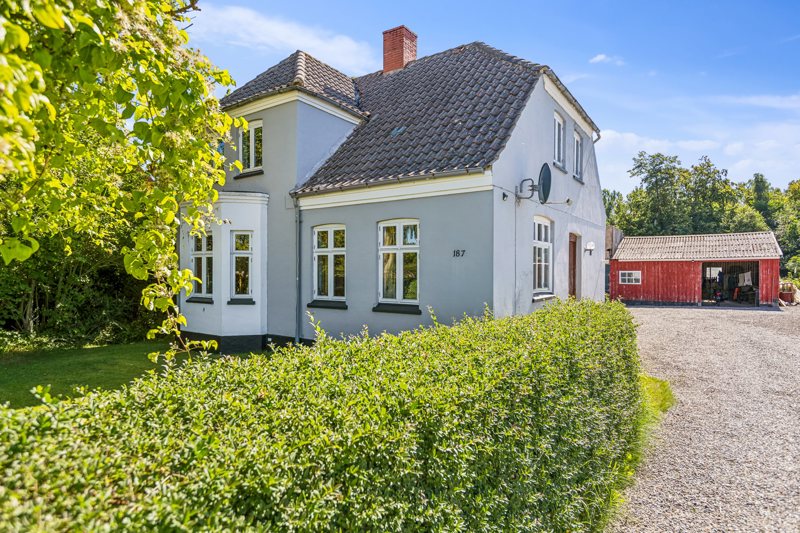 Property image number 3