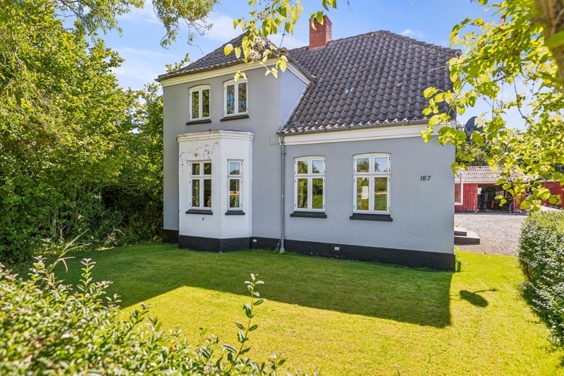 Property image number 1