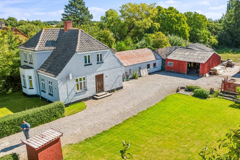 Property image number 2