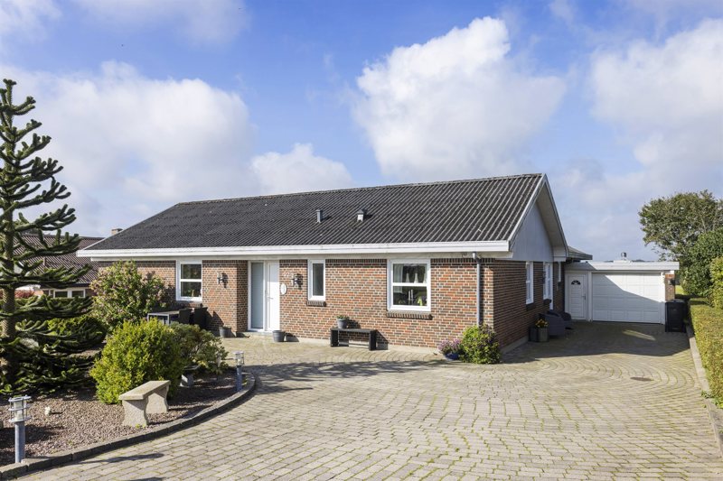 Property image number 1