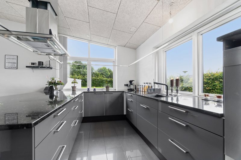 Property image number 8