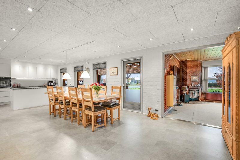 Property image number 8