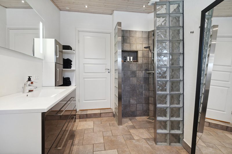 Property image number 9