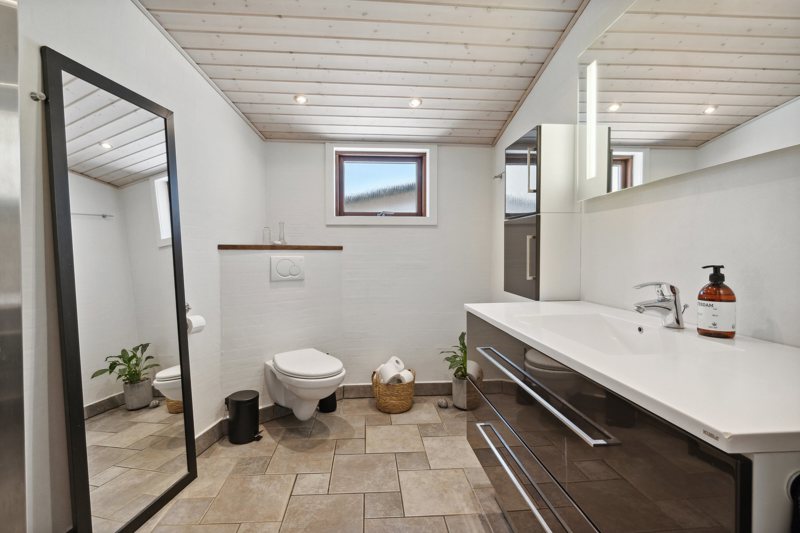 Property image number 8