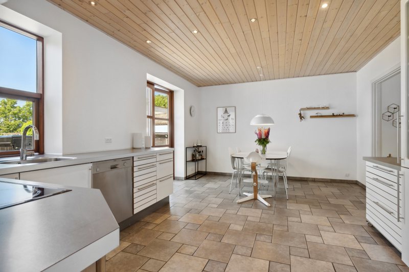 Property image number 3