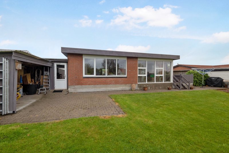Property image number 2