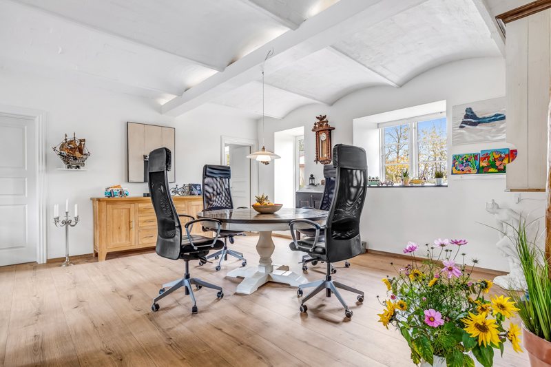 Property image number 8