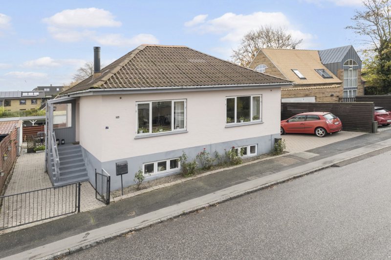 Property image number 1