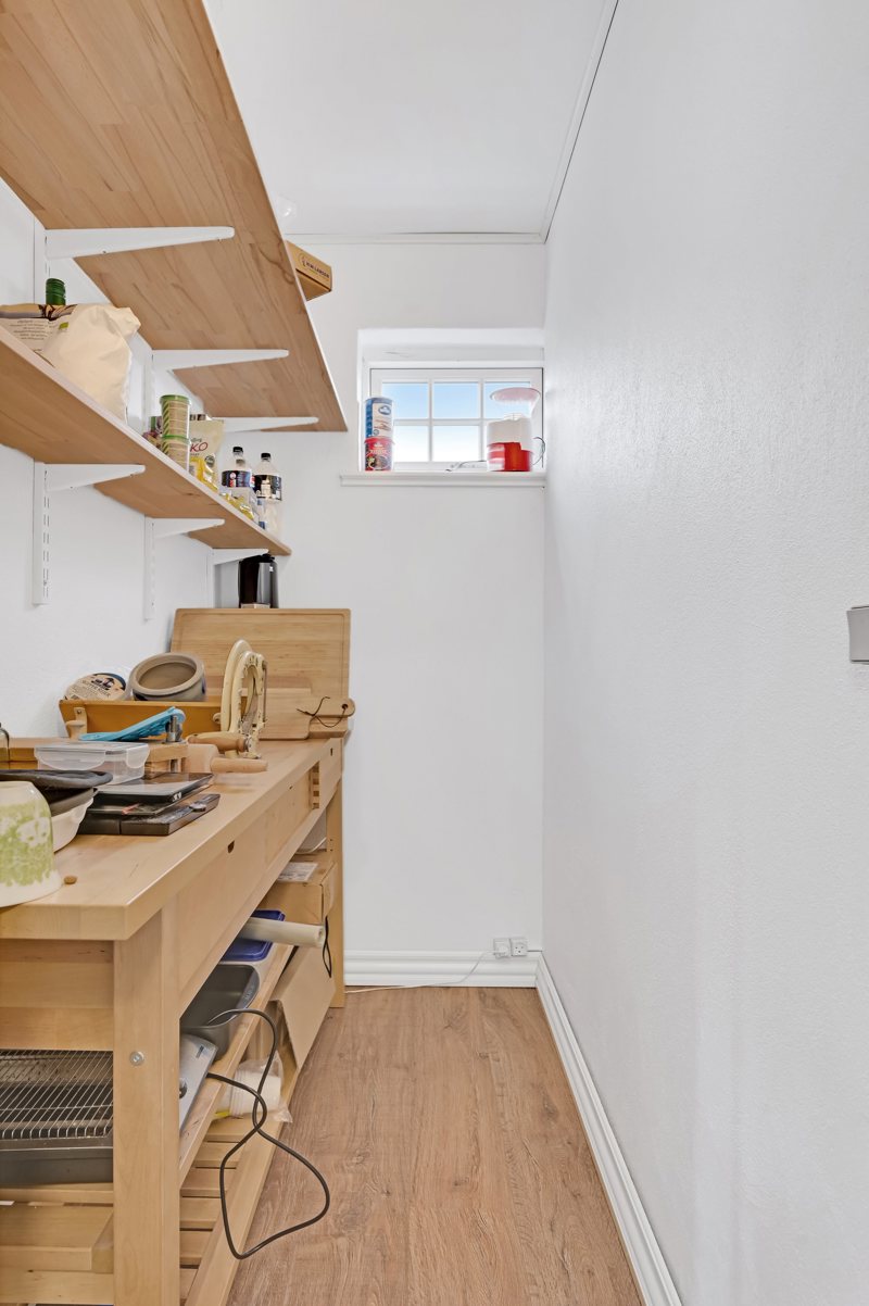toggle-gallery-image