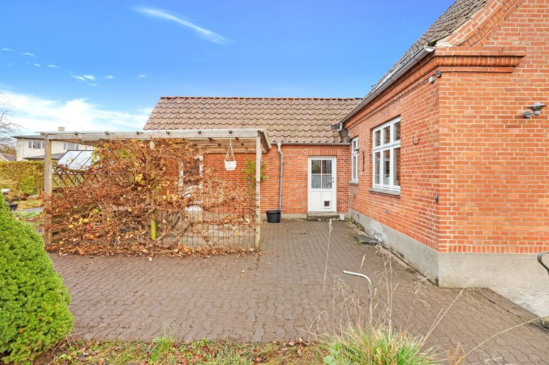 Property image number 2