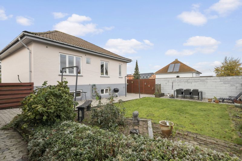 Property image number 2