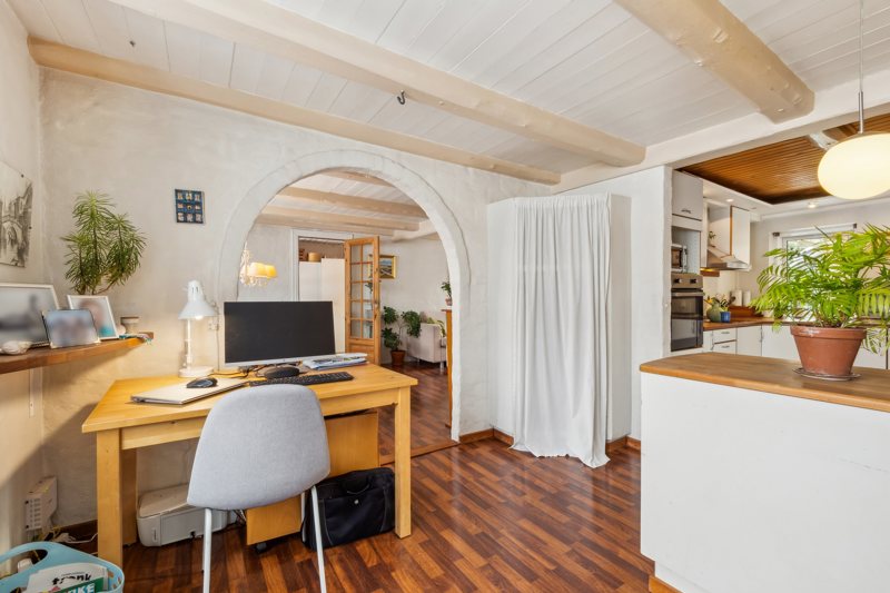 Property image number 8