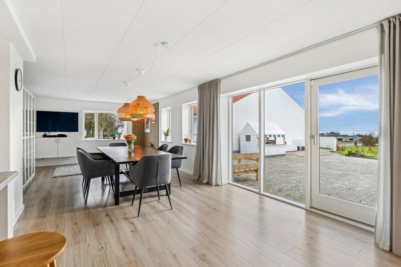 Property image number 6
