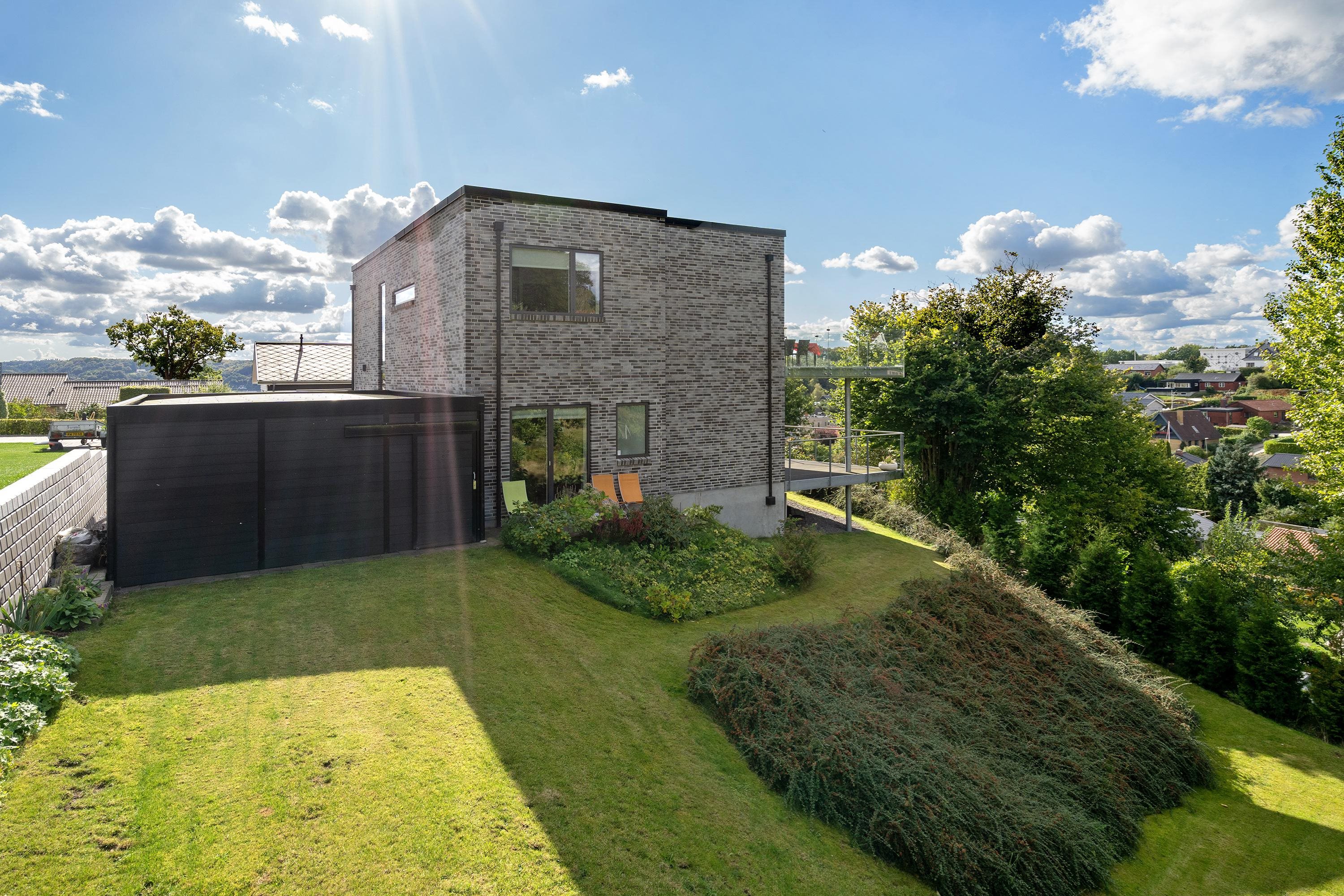 Villa på Brønsbjergvej 19B 7120 Vejle Øst.