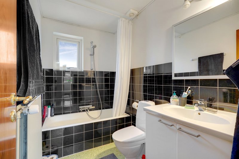 Property image number 5