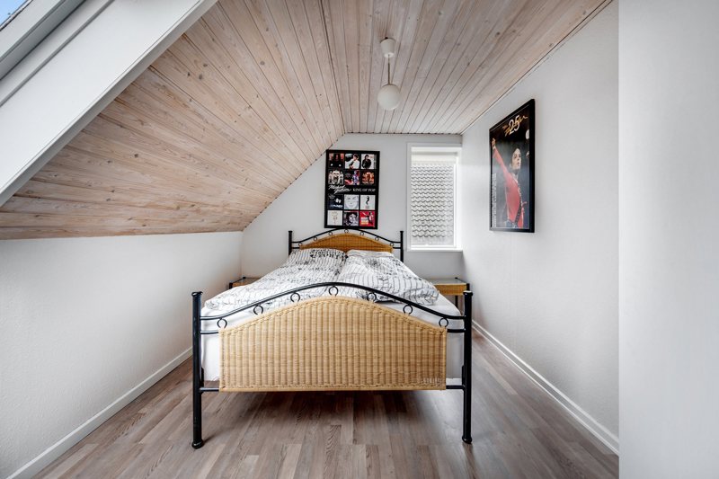 toggle-gallery-image