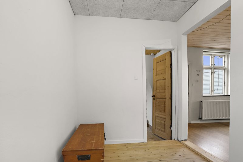 Property image number 8