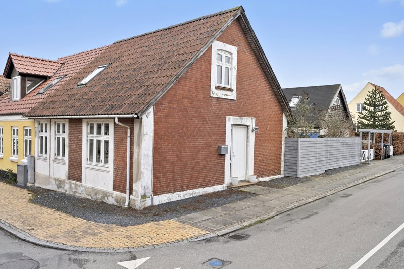 Property image number 2