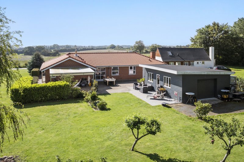 Property image number 2