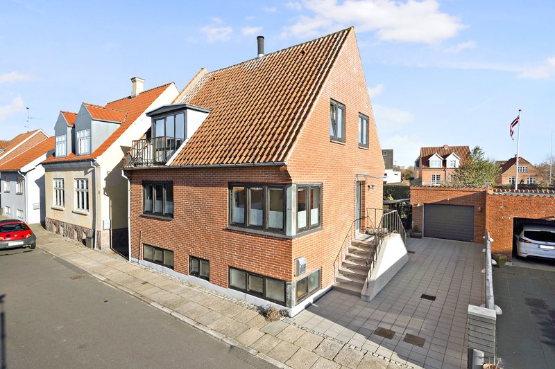 Property image number 1