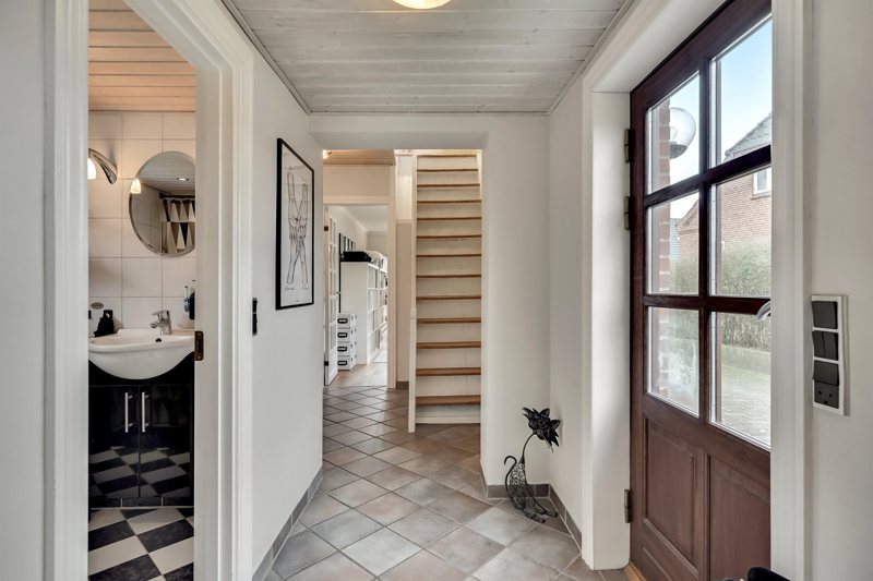 Property image number 8