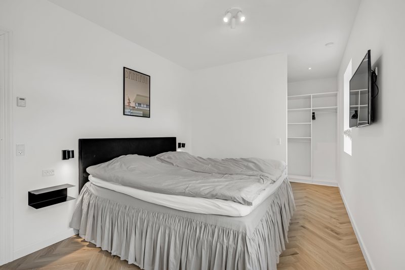 toggle-gallery-image