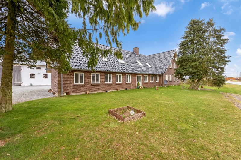 Property image number 2