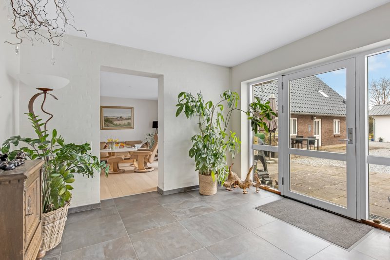 Property image number 3