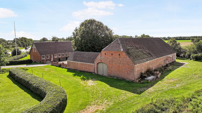 Property image number 2